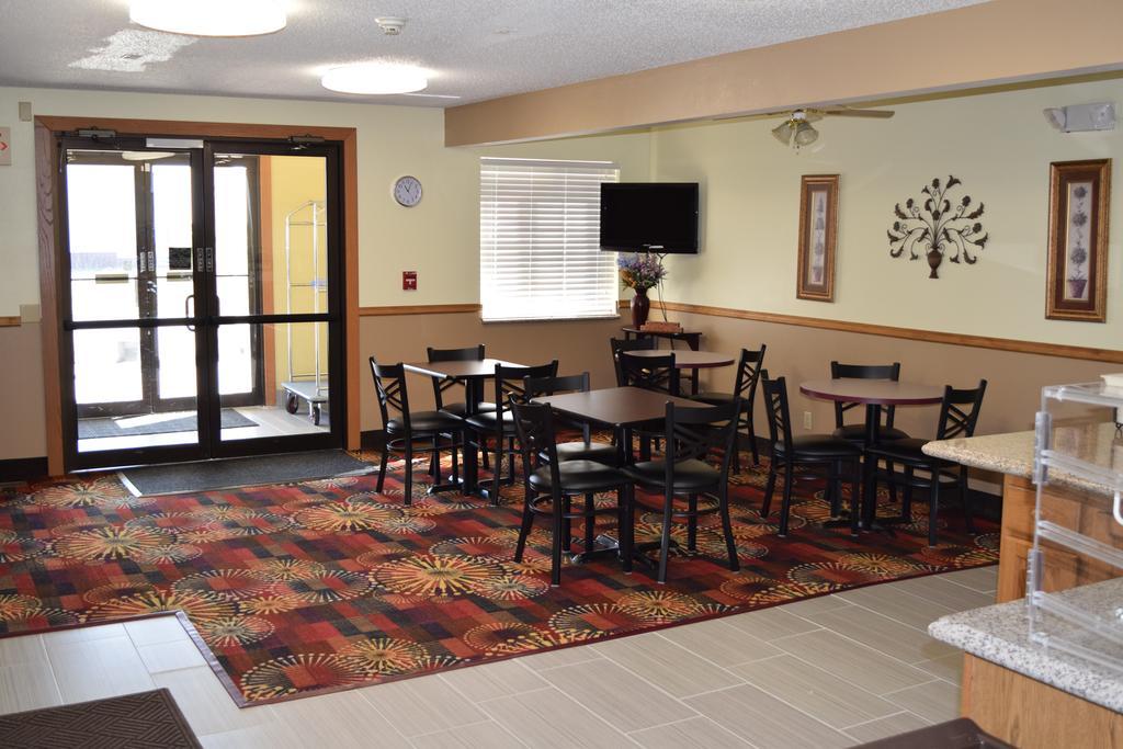 Budget Inn & Suites Nevada エクステリア 写真