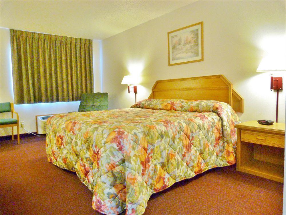 Budget Inn & Suites Nevada エクステリア 写真