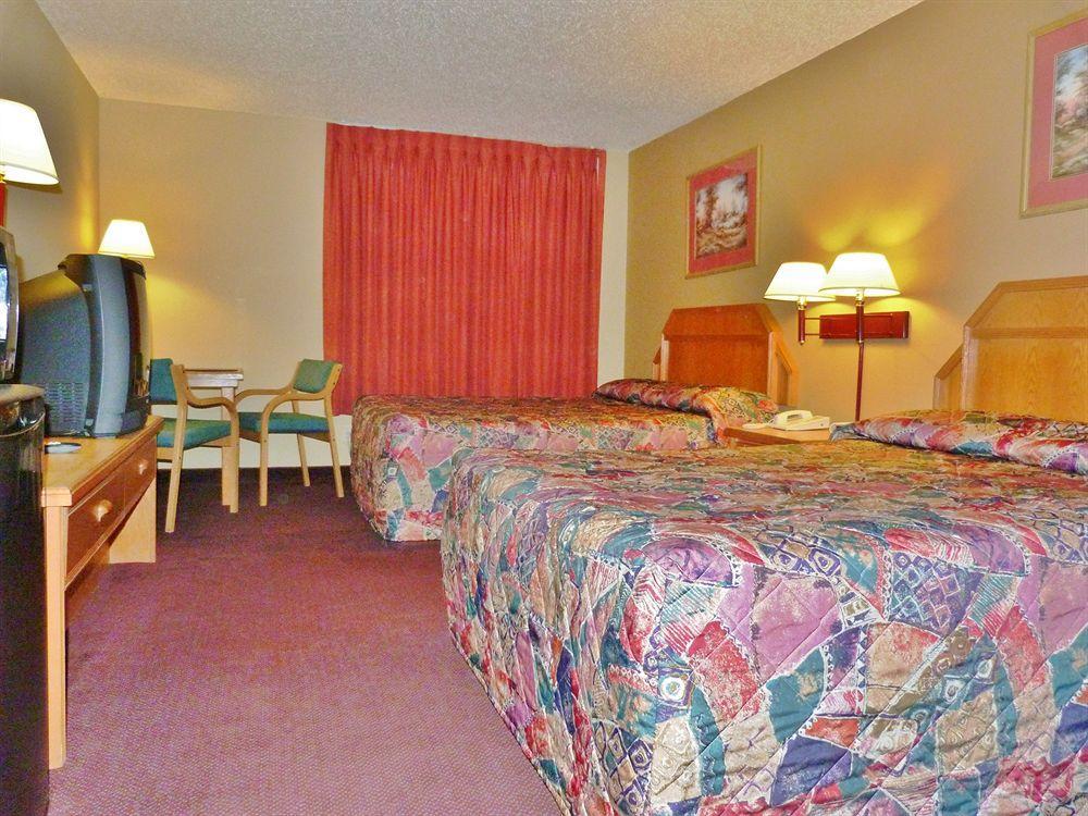 Budget Inn & Suites Nevada エクステリア 写真