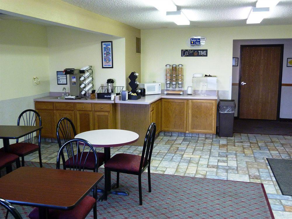 Budget Inn & Suites Nevada エクステリア 写真